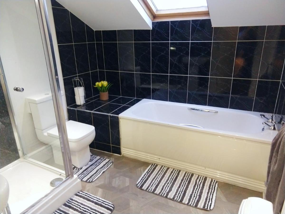 Derwent Street Apartment 3 - Self Contained - 2 Bed Self Catering Apartment เวิร์คคิงตัน ภายนอก รูปภาพ